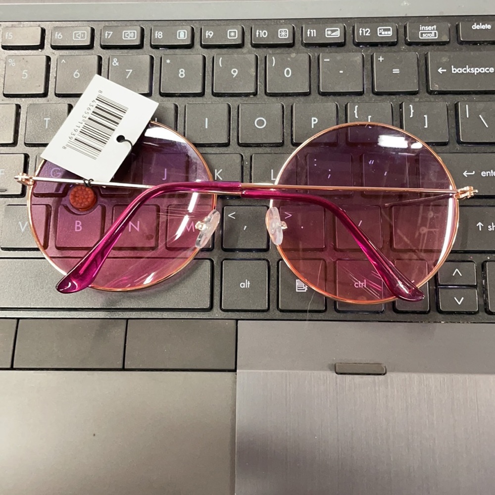 Sunglasses - Picture 2 of 3